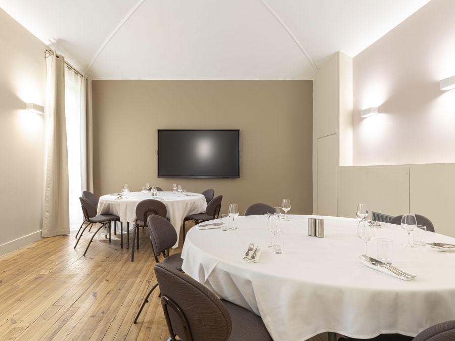 Domaine et Château de Valinches à Marols (42)