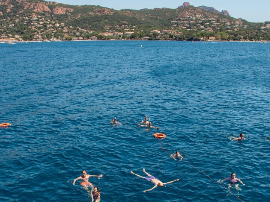 Journée catamaran vers les îles de Lérins depuis Saint-Raphaël