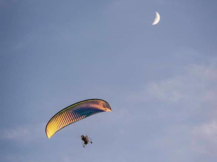 Iniciación al vuelo en ultraligero paramotor en Assieu (38)