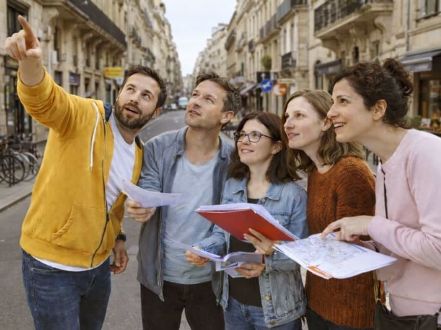Urban orienteering rally in downtown Nantes (44)