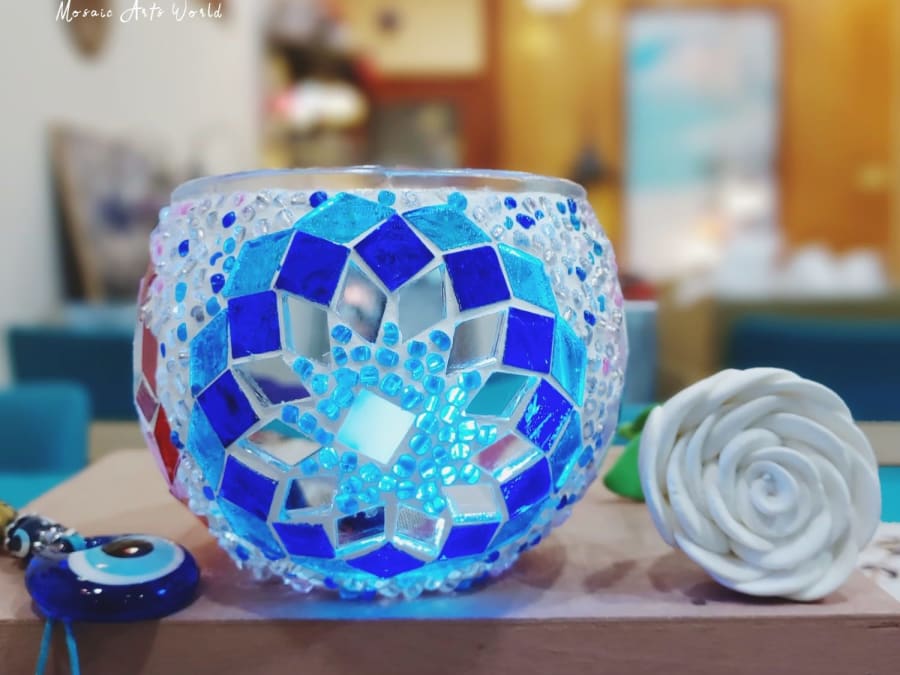 Mosaic lamp creation workshop in Villeurbanne (69)