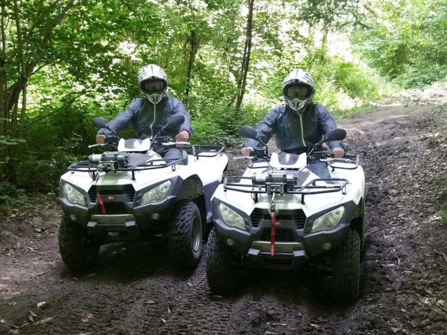 Quad en Viarmes, en el bosque de Carnelle (95)