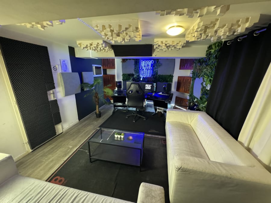 Enregistrement d'une chanson en groupe à Lyon 1er 