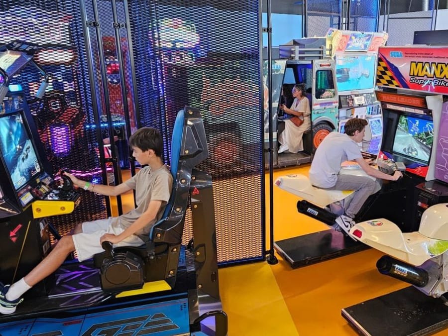 Anniversaire Jeux d'arcade en illimité 6-17 ans au Mans (72)