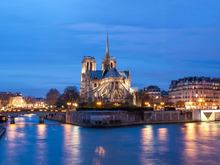 Crucero con cena bistronómica por el Sena a primera hora de la n