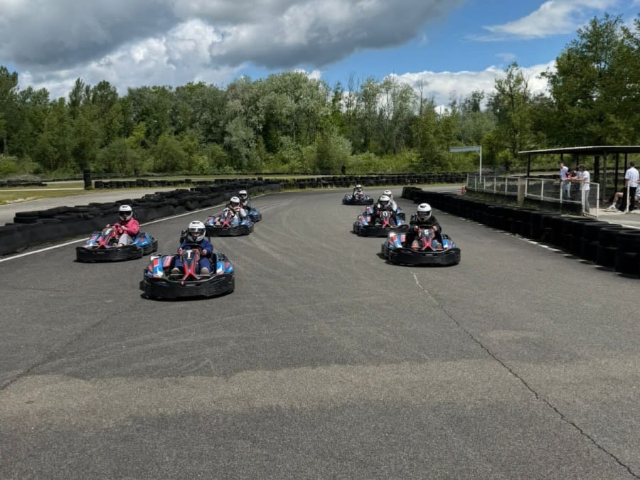 Team Building Karting sur le circuit Pondinois à Pont-d'Ain