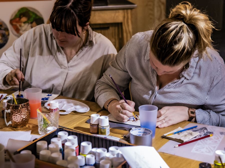 Atelier créatif spécial EVJF à domicile en IDF