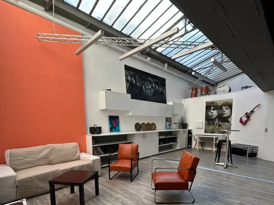 Team Building lounge game dans un bar à jeux à Paris 18ème