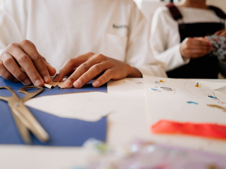 Atelier collage à Paris 11ème
