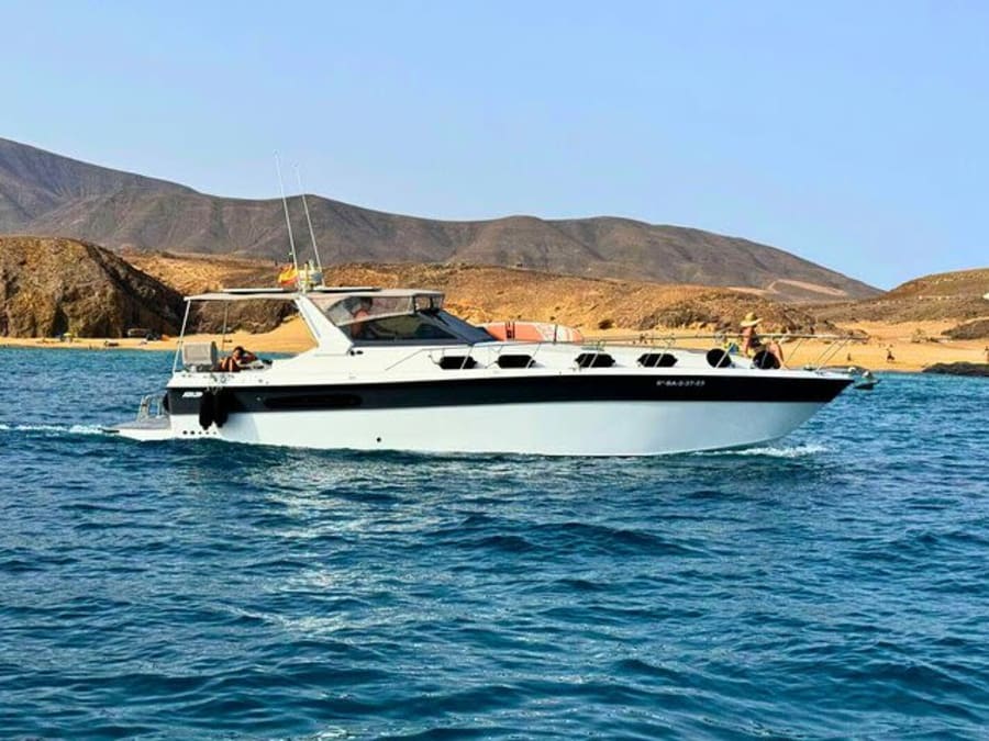 Excursión en yate privado con barbacoa y puesta de sol en las playas de Papagayo, en Lanzarote