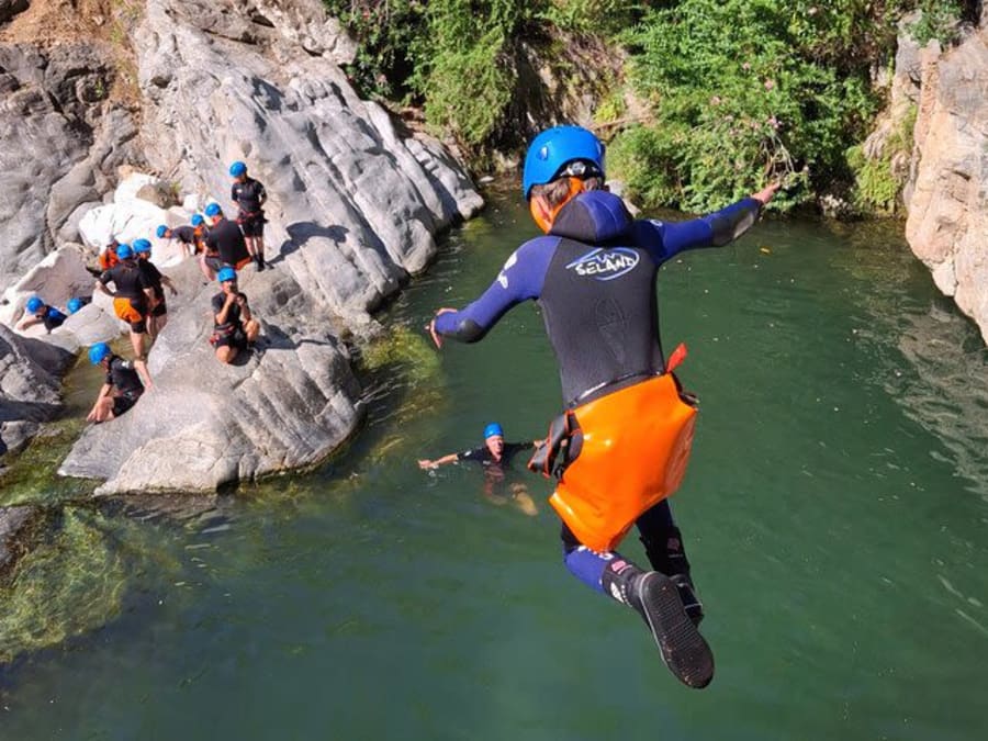 Canyoning em Benahavís, perto de Marbella