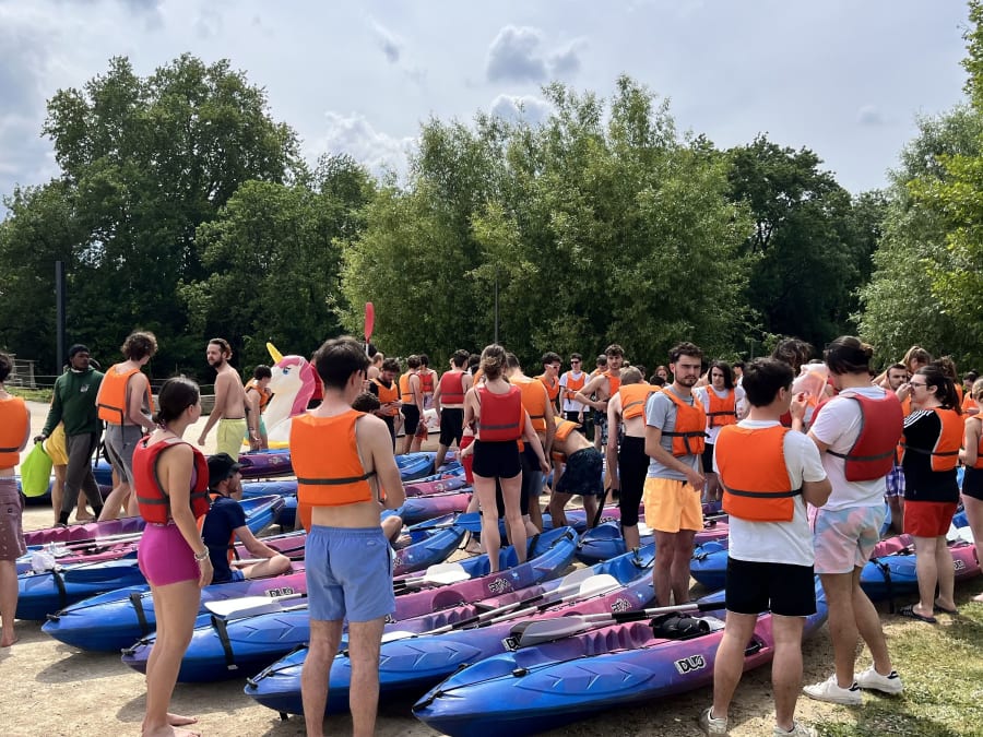 Team Building balade en canoë à Poitiers (86)