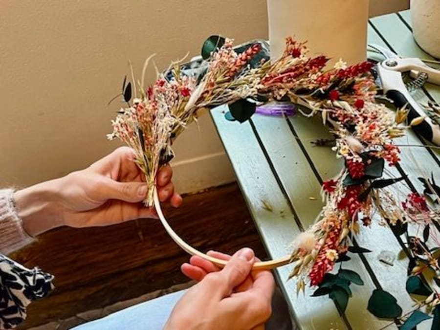  Taller de coronas de flores en el distrito 15 de París