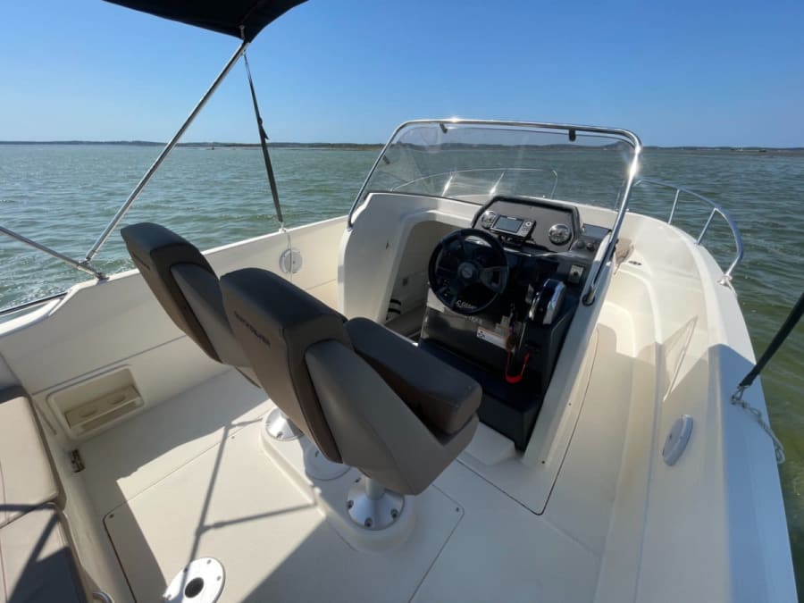 Location de bateau "QuickSilver Activ 675" 8 pers à Arcachon (33)