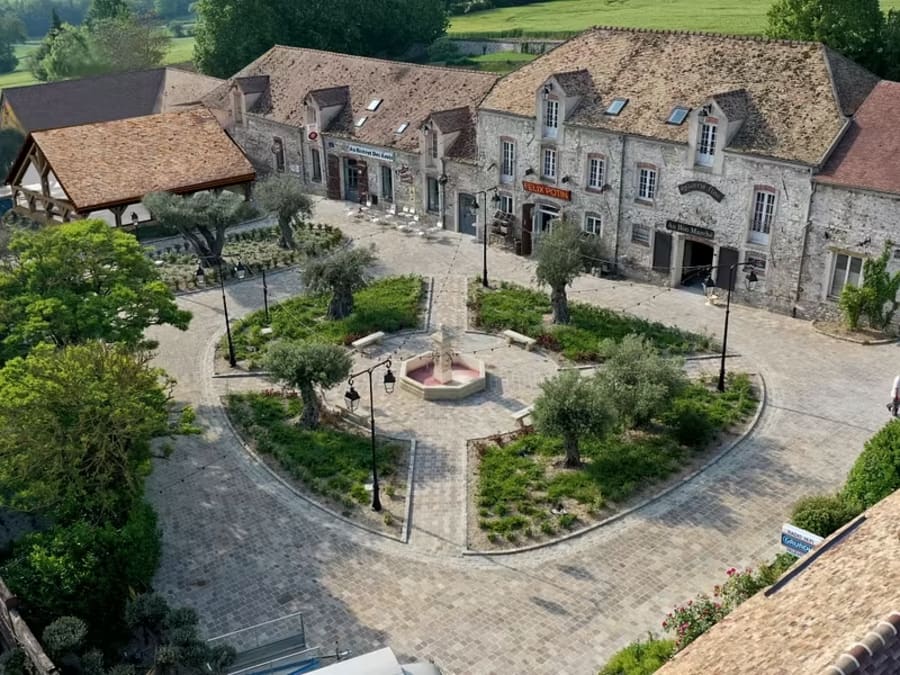 Le Village de Sully à Rosny-sur-Seine (78)