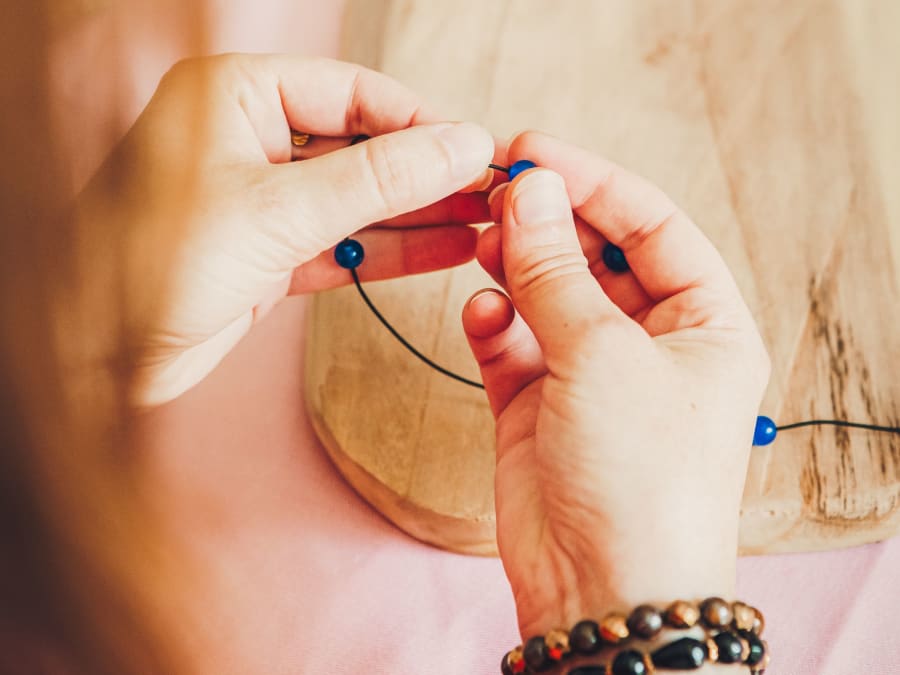 Atelier bracelet en minéraux  à Nancy (54)