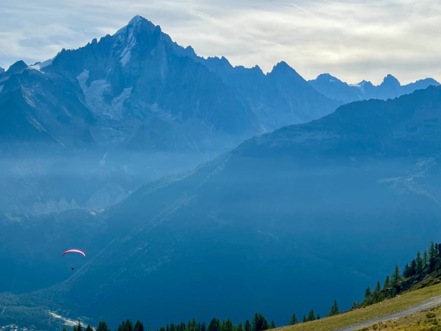 Paragliding flight from Planpraz (74)