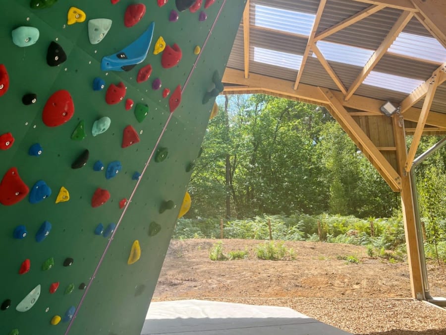 Escalada em blocos na floresta de Bruyères-le-Châtel (91)