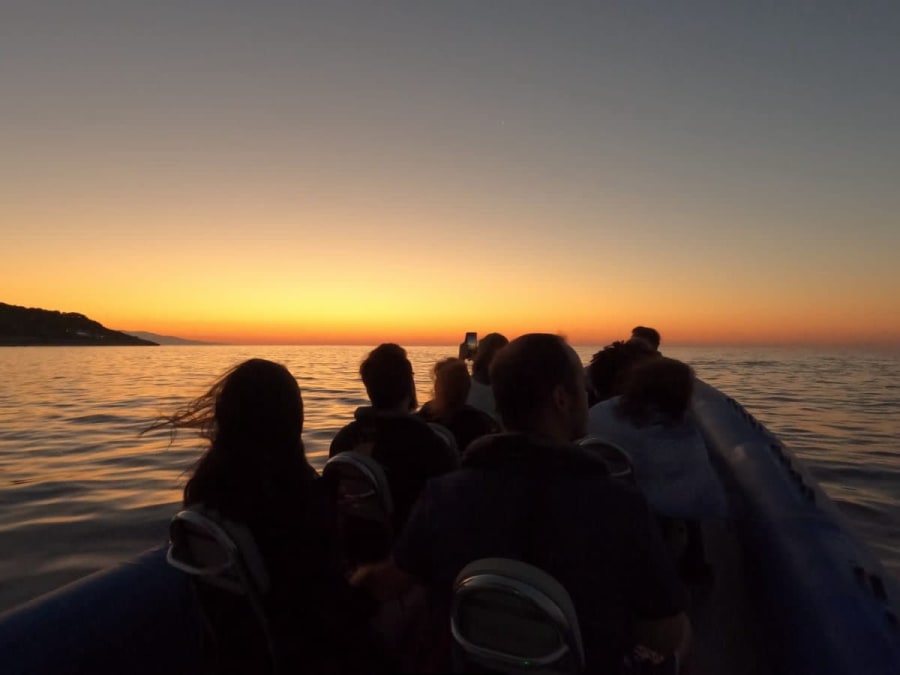 Croisière en bateau semi rigide apéritif & sunset à Nice (06)