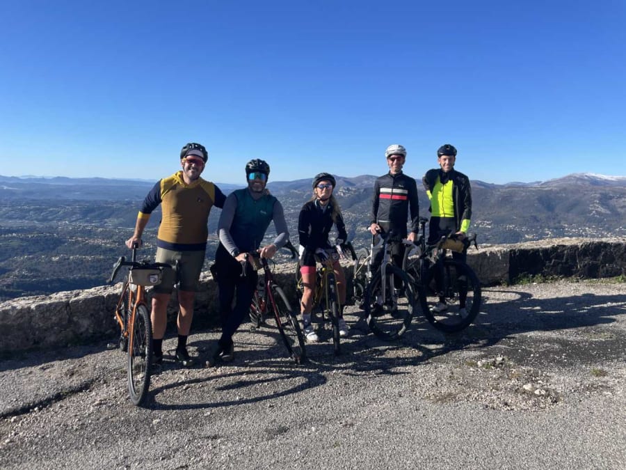 Team Building à vélo Gravel à Nice