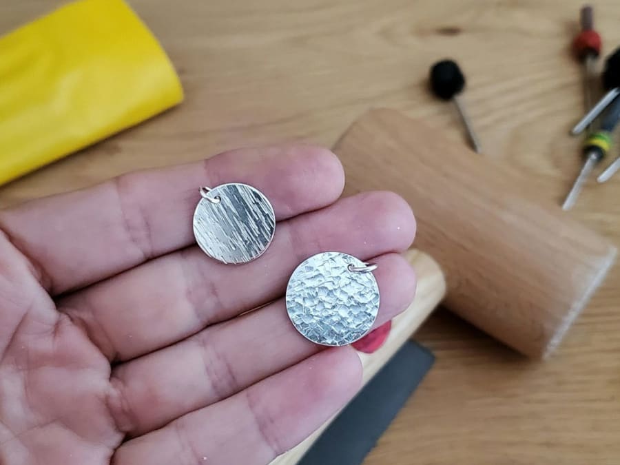 Atelier création d'une médaille en argent à Martignas-sur-Jalle 