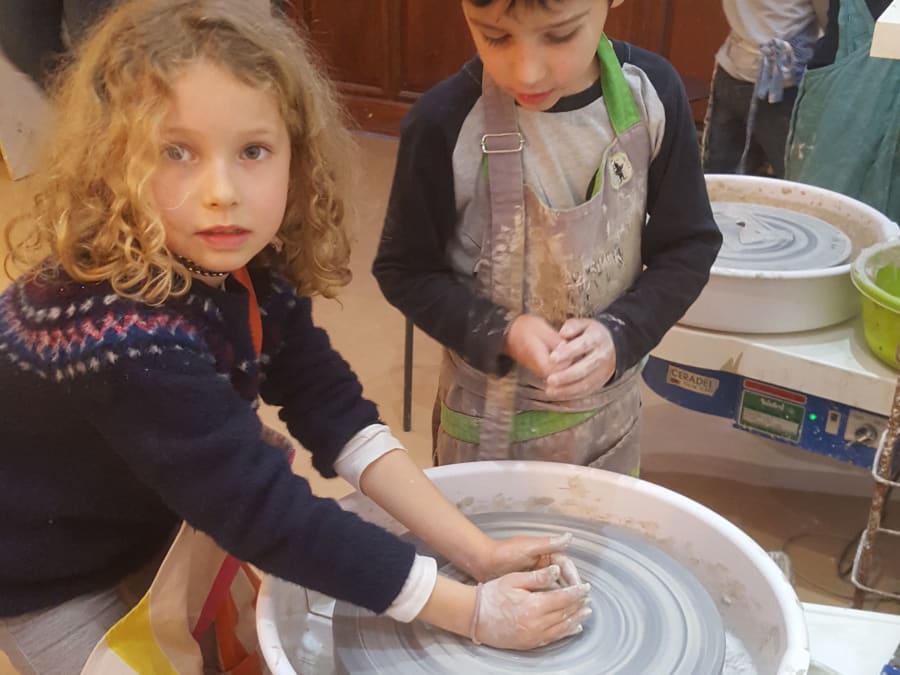 Atelier Modelage Poterie Pour Enfants Des 5 Ans A Paris 11 Funbooker