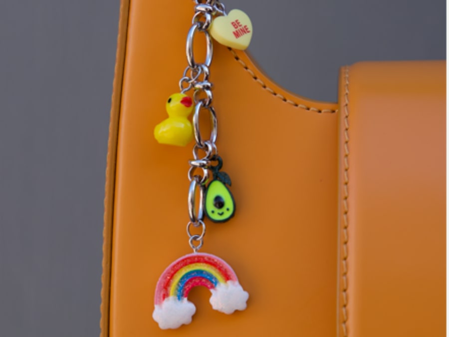 Atelier personnalisation d'un bijou de sac avec charms à Nancy