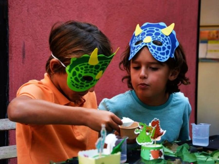 Anniversaire sciences "Dinosaures" 5 à 12 ans à domicile