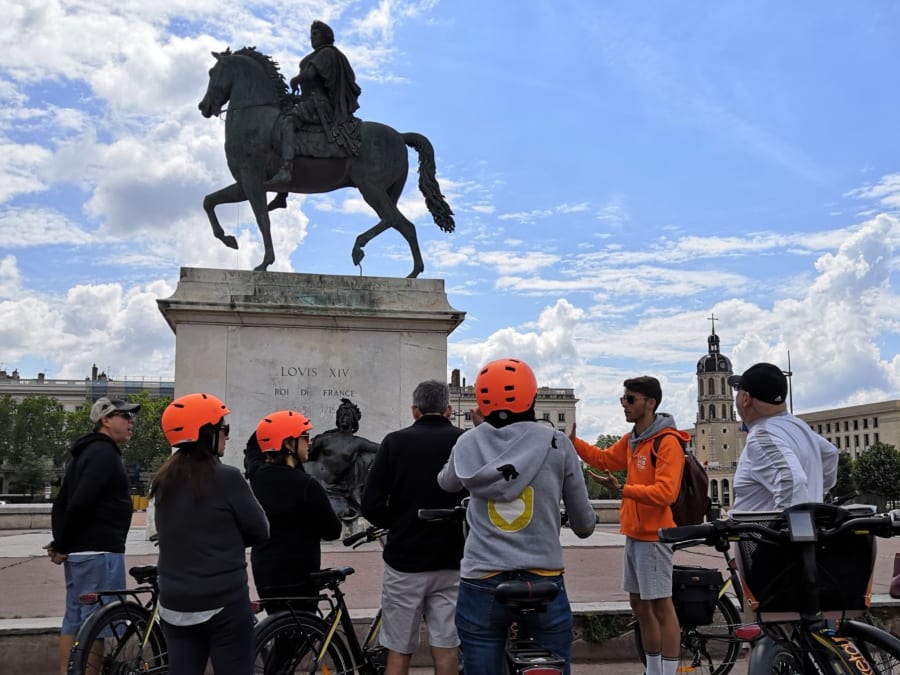 Visita guiada en bicicleta eléctrica por Lyon y degustación (69)