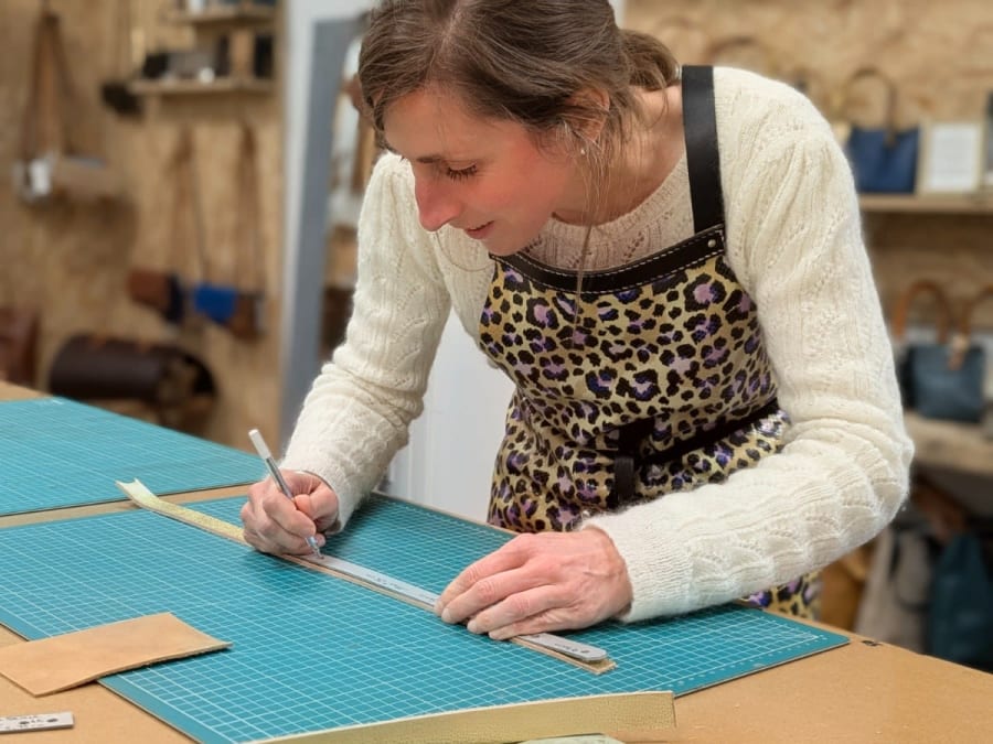 Workshop: een leren schoudertas maken in de buurt van Angers (49)
