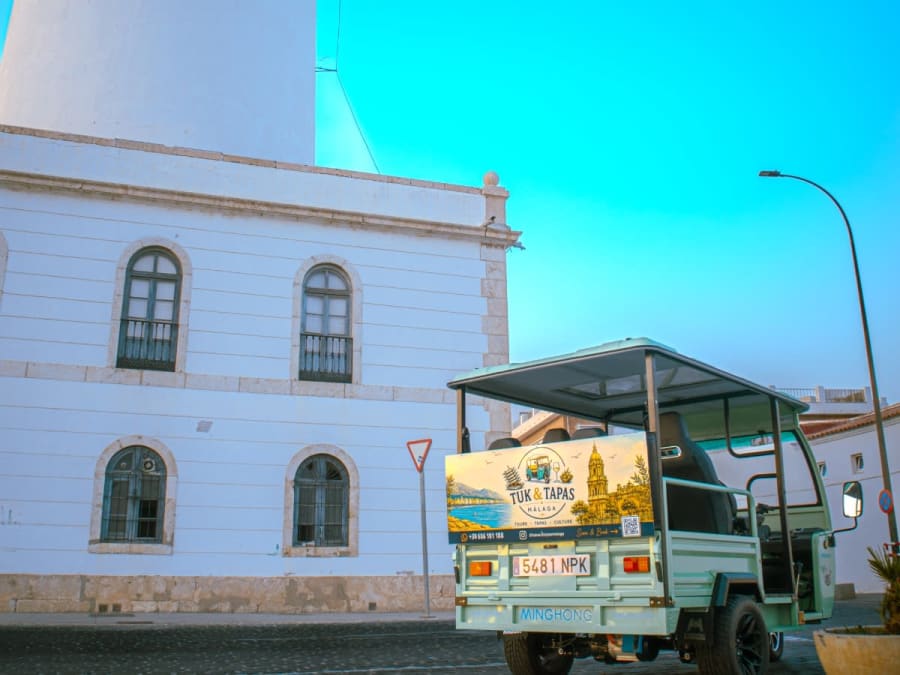 Visita guidata di Malaga in tuk-tuk elettrico