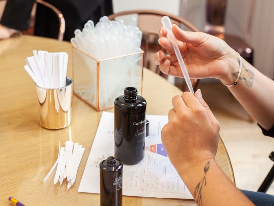 Team Building Atelier Parfum par Molinard à Paris 1er