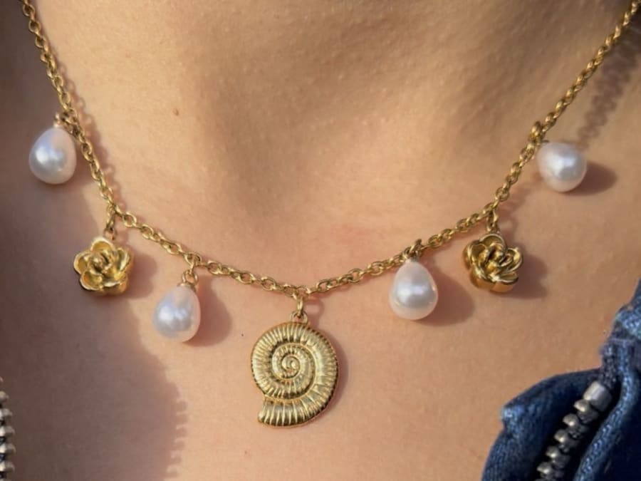 Création d'un collier personnalisé à Bordeaux (33)