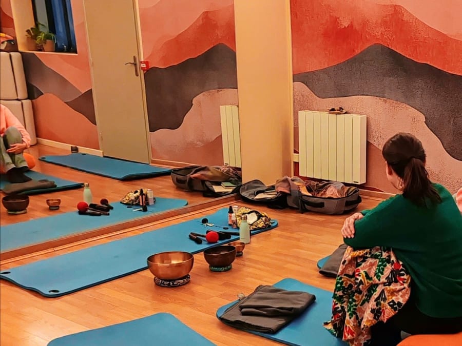 Kobido-Selbstmassage-Workshop & Klangreise in der Nähe von Lyon