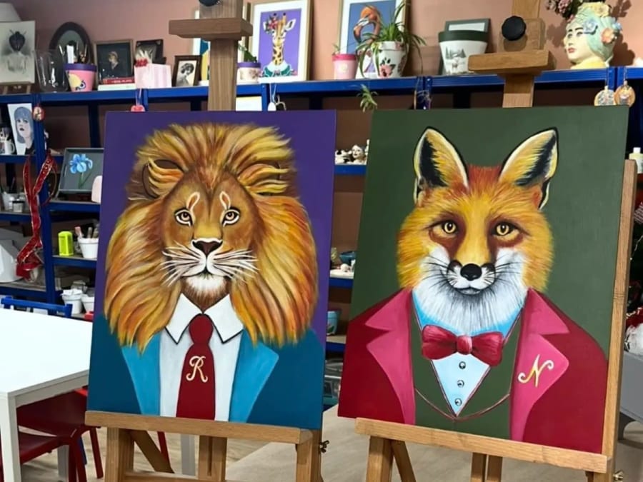 Acrylic painting workshop in Paris 13th arrondissement