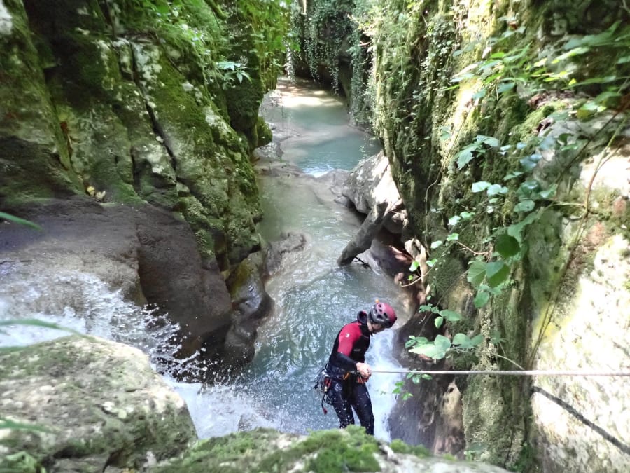 Canyoning au Canyon du Grénant à Saint-Pierre-d’Alvey (73)