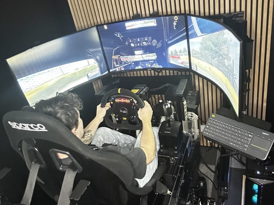 Simulateur  JCL pro de course au Mans (72) 