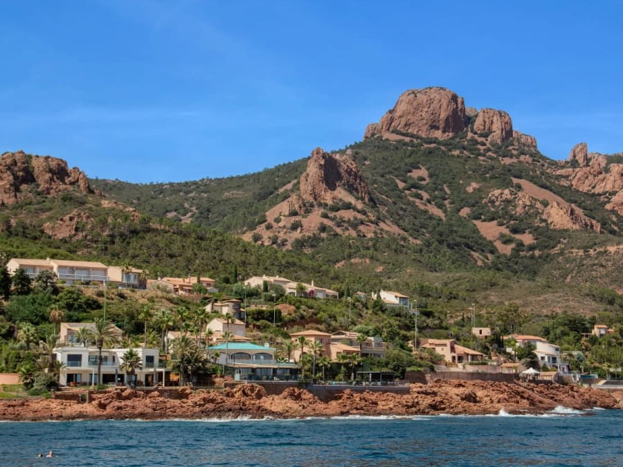 Demi-journée croisière en catamaran depuis Saint-Raphaël (83)