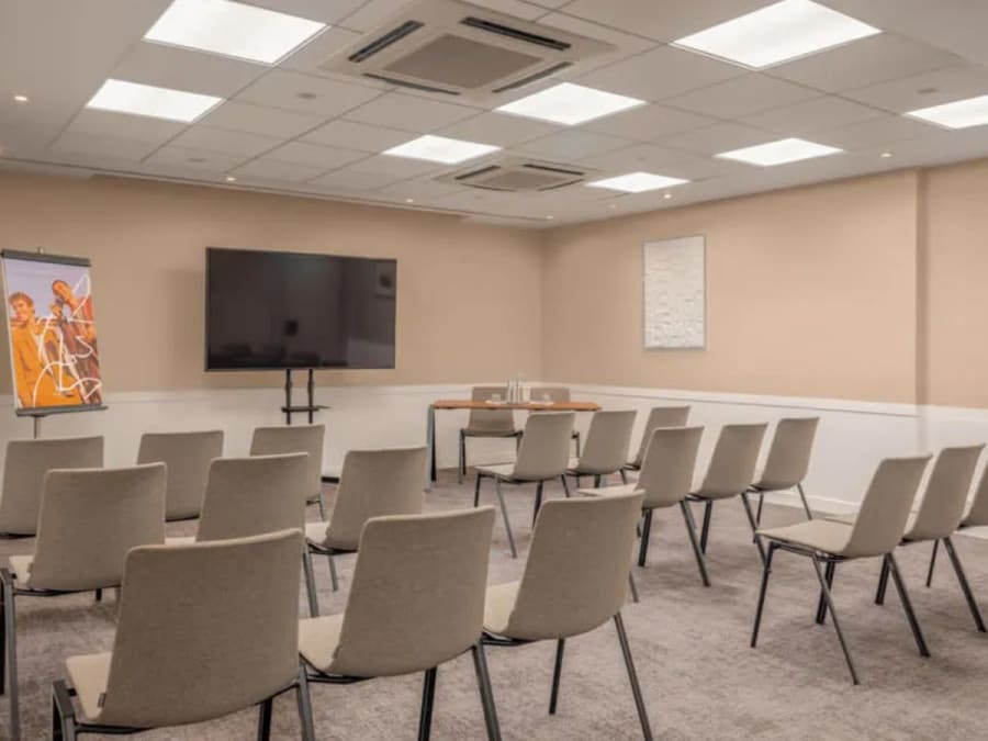 Hôtel Mercure Paris Gare Montparnasse TGV ****