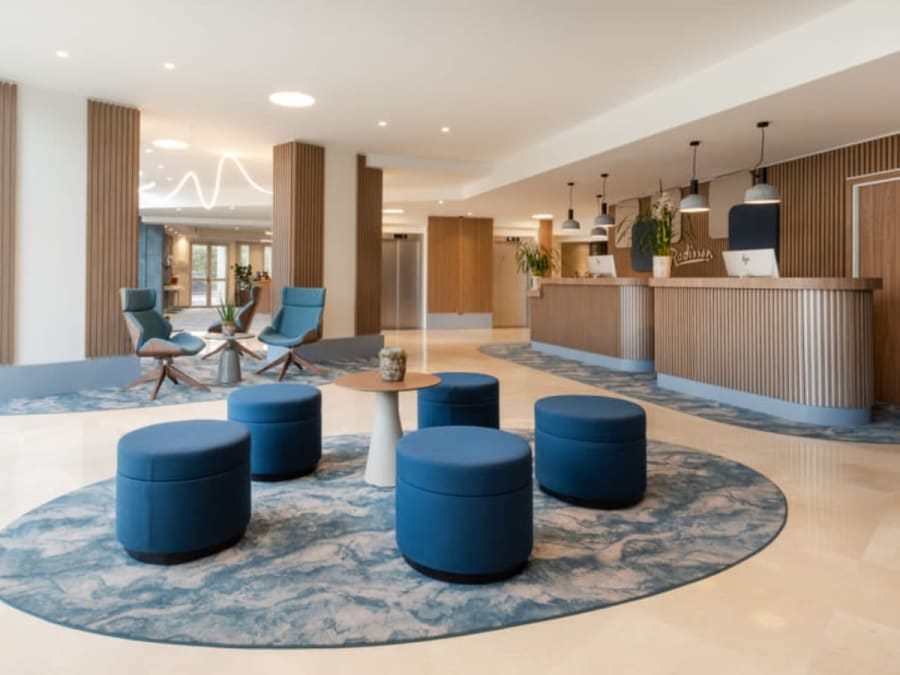 Radisson Hotel Nice Airport (06)
