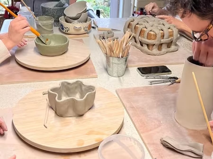 Atelier d'initiation au modelage parent/enfant à Chambon (17)