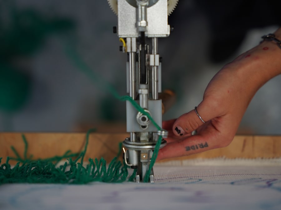 Atelier d'initiation au tufting à Marseille 2ème