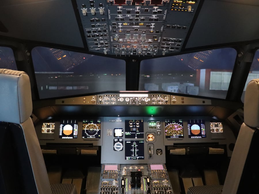Simulateur de vol d'un A320 à Nice (06)