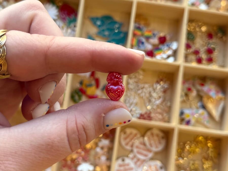 Atelier collier en breloque à Perpignan (66)