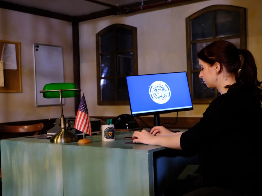 Batman Escape Game "Menace au Commissariat" à Paris 19e