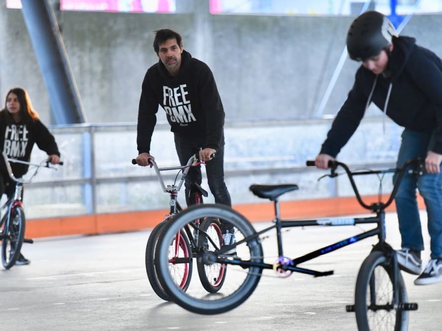 Cours de BMX Freestyle à Issy-Les-Moulineaux (92)
