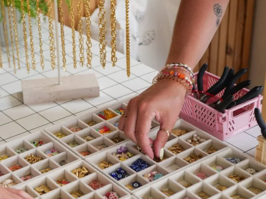 Atelier création de bijoux à Bavent (14)