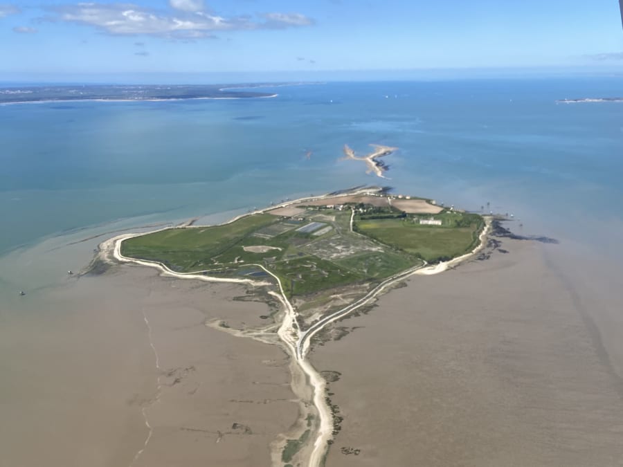 Seaplane flight in Marennes (17)