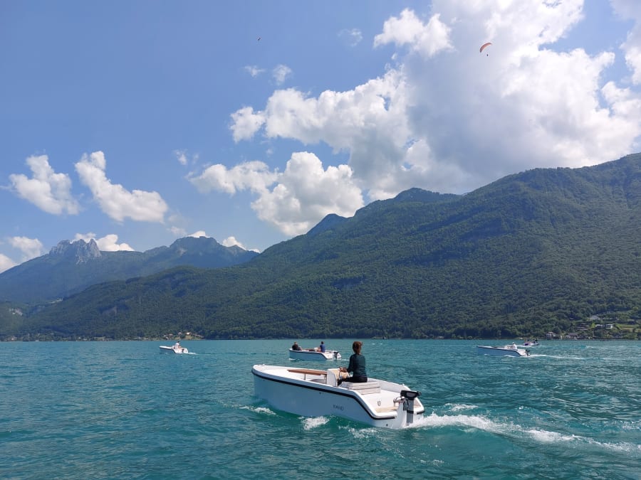 Location de Bateau sans permis à Annecy (74)