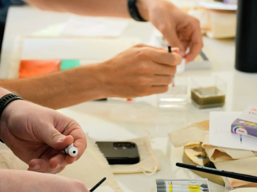 Team Building atelier aquarelle à Paris 9ème